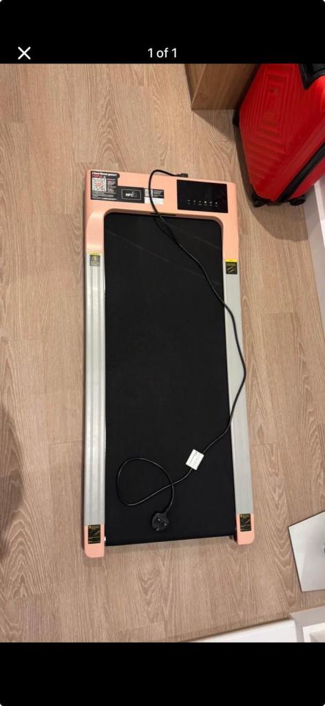 DeerRun Q1 Urban Plus Smart Walking pad Treadmill with Remote Control - 159kg