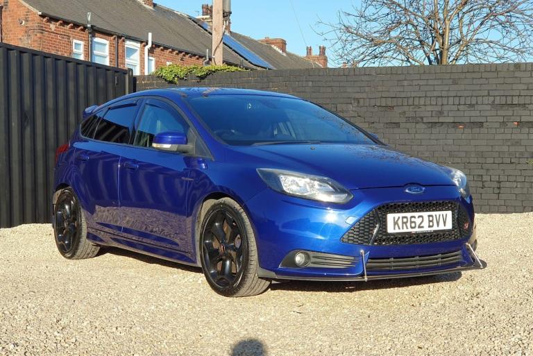 2012 Ford Focus 2.0T EcoBoost ST-2 Euro 5 (s/s) 5dr Hatchback Petrol Manual