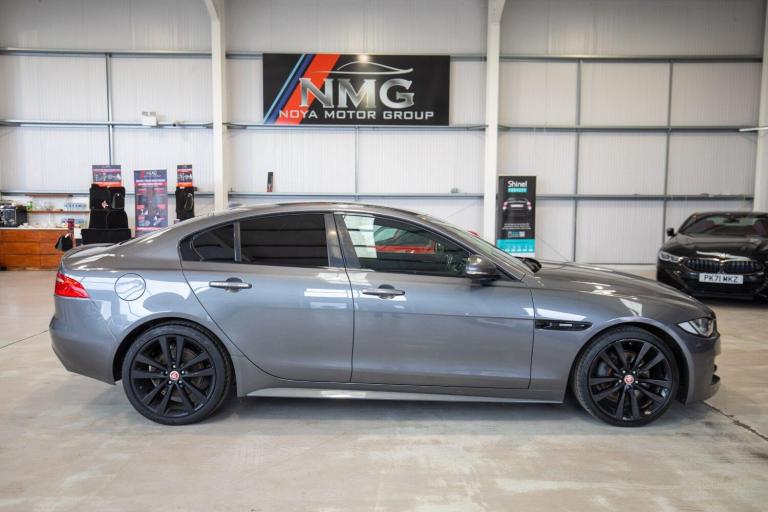 2015 Jaguar XE 2.0d R-Sport Saloon 4dr Diesel Auto Euro 6 (s/s) (180 ps) *Rear Camera + Ke SALOON...