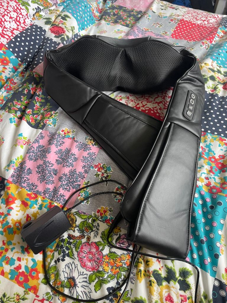 Heated Shoulder & Neck Massager - Good Condition, Black