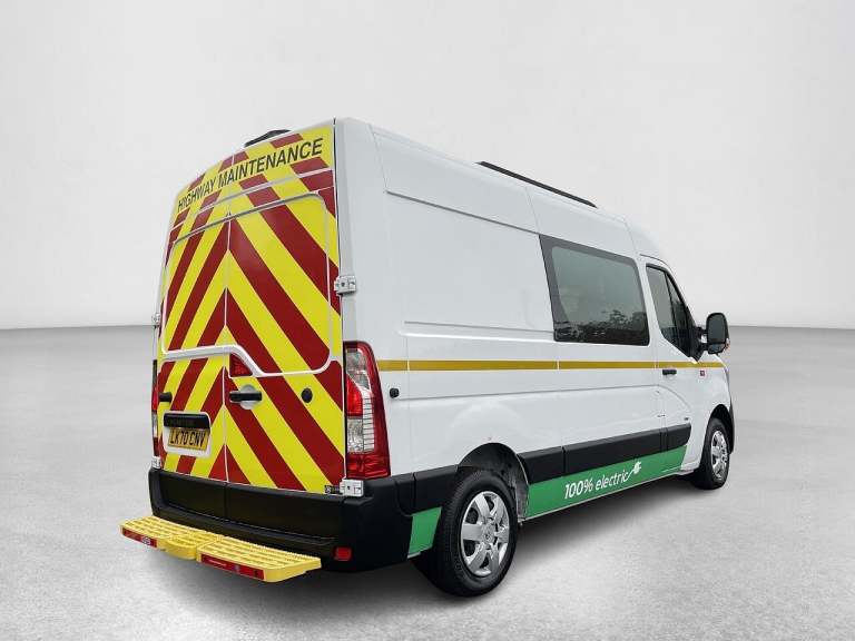 2021 Renault Master ZE 56KW FWD 3T1 L2 H2 ED MESS CREW CAB Unlisted Electric PANEL VAN Electric M...