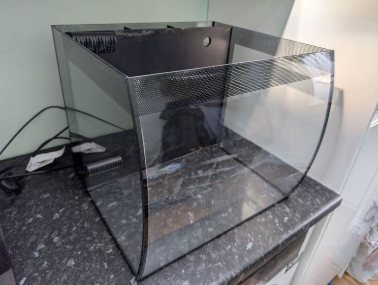 Fluval Flex Aquarium / Fish Tank 57L