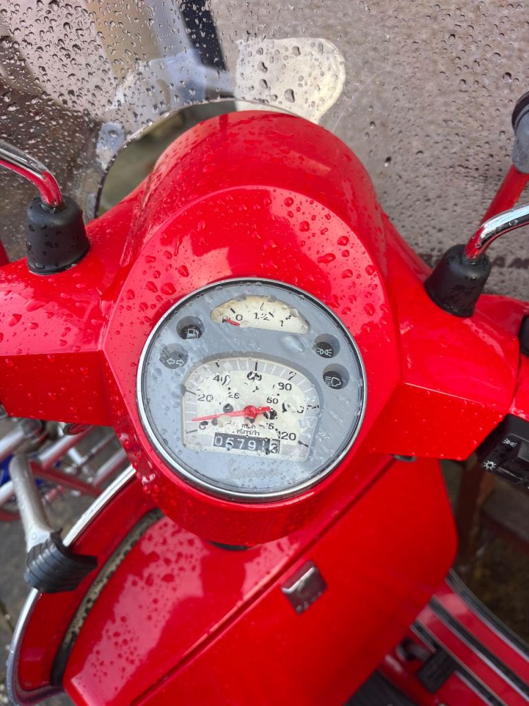 Piaggio, VESPA, 2011, 123 (cc)