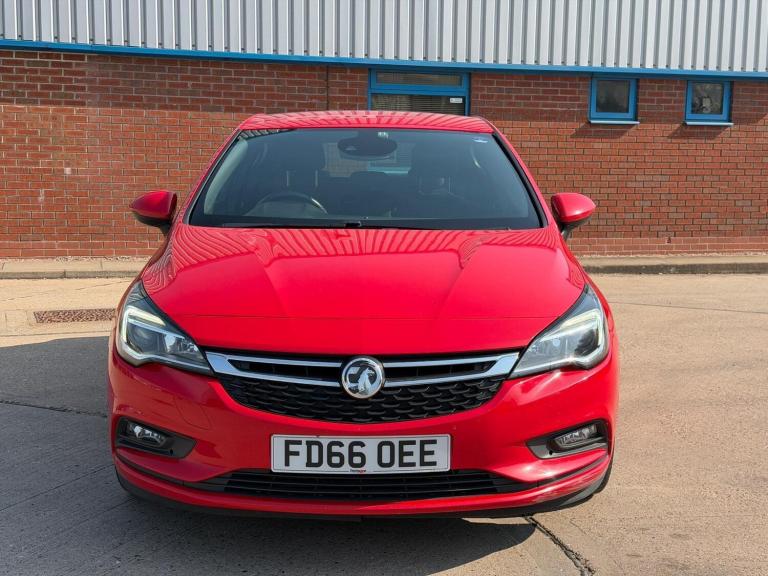 2016 Vauxhall Astra 1.6 CDTi BlueInjection SRi Nav Euro 6 (s/s) 5dr HATCHBACK Diesel Manual