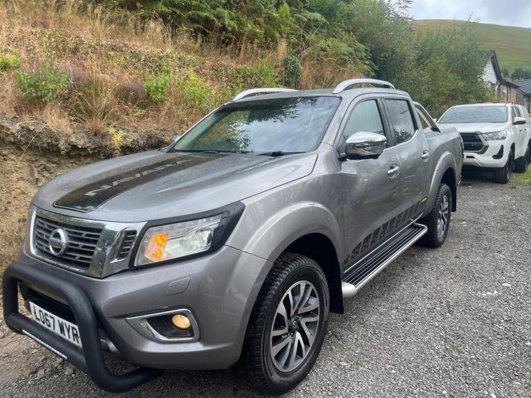 2017 Nissan Navara Double Cab Pick Up Tekna 2.3dCi 190 4WD PICK UP Diesel Manual