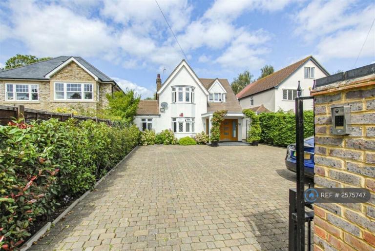 5 bedroom house in Frays Avenue, West Drayton, UB7 (5 bed) (#2575747)