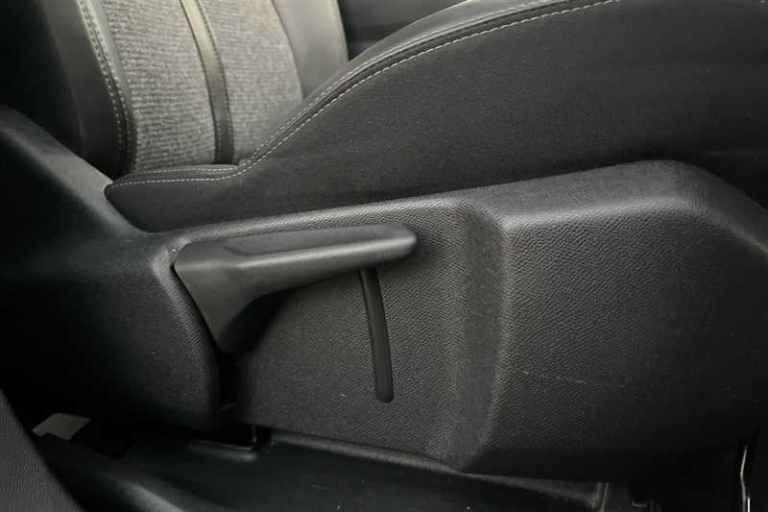 2018 Peugeot 3008 1.5 BlueHDi Allure SUV 5dr Diesel Manual Euro 6 (s/s) (130 ps) SUV Diesel Manual