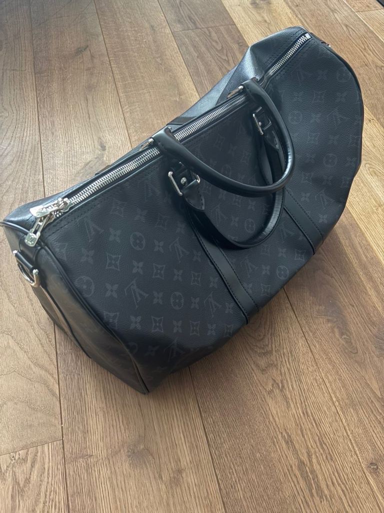 Louis Vuitton Keepall Bandoulière 50 Monogram Eclipse - As Good As New