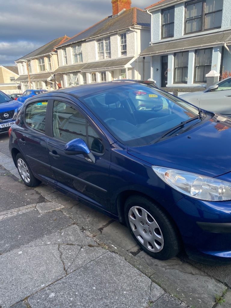 REDUCED 2009 Peugeot 207 1.4 XE 5 Door – 60,000 Miles – 1 Year MOT