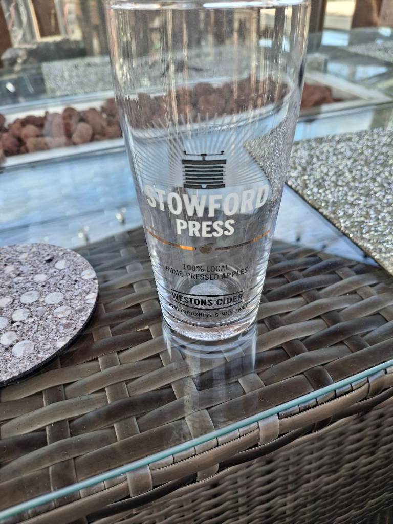 Stowford Press  Glasses – Good Condition