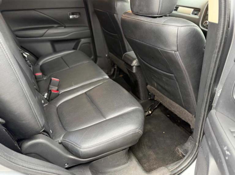 2016 Mitsubishi Outlander 2.2 DI-D GX3 5dr ESTATE DIESEL Manual