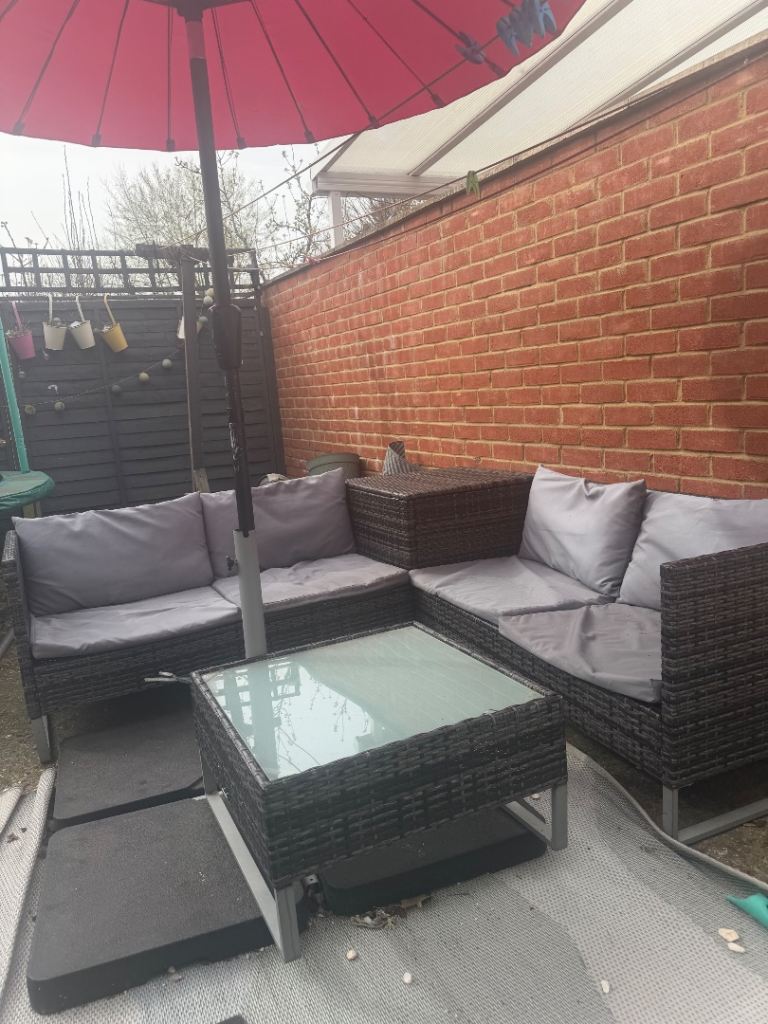 Rattan 4-Seater Corner Garden Sofa Set – £150 (Collection Only)