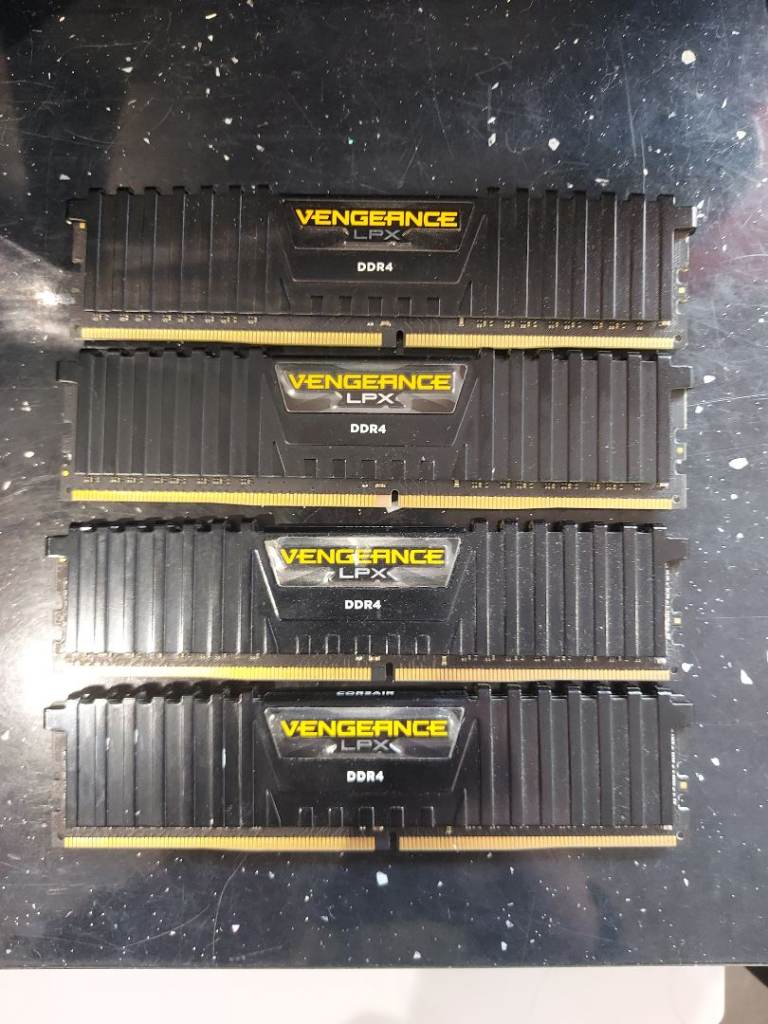 Ddr4 memory 