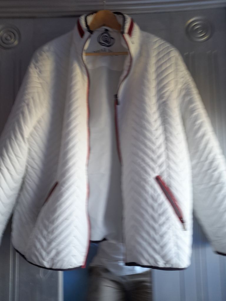 White Quilted Zip-Up Jacket with Red Trim, Size L