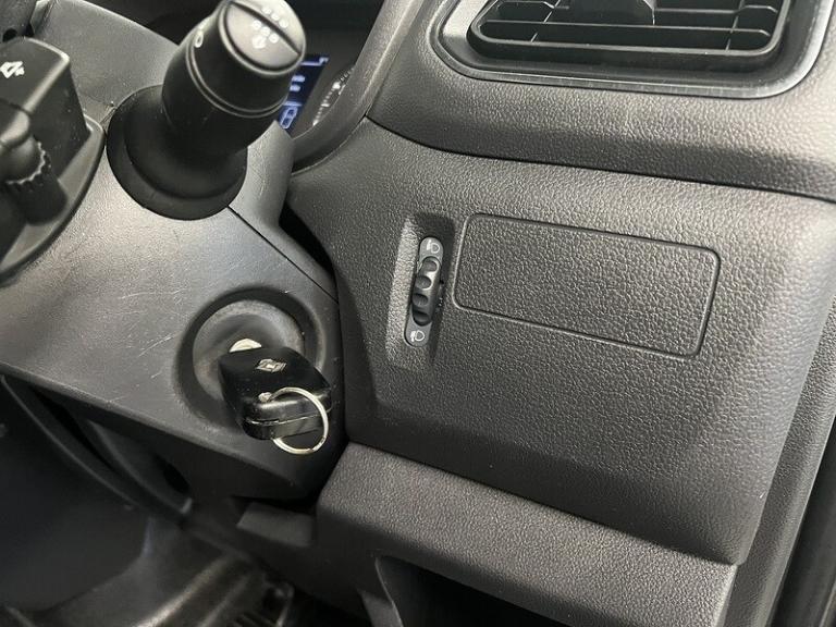 2023 Renault Master LM35dCi 135 Business+ Medium Roof Van PANEL VAN DIESEL Manual