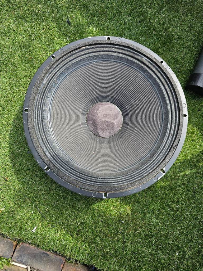 Subwoofer speaker