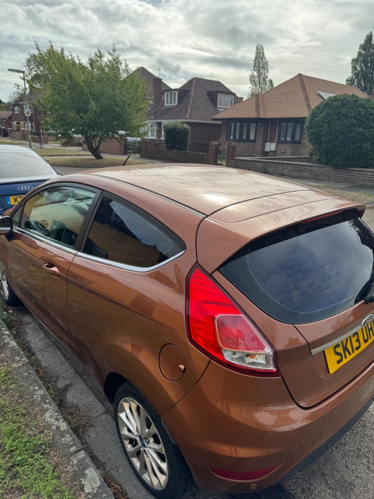 Ford fiesta Automatic 2013 