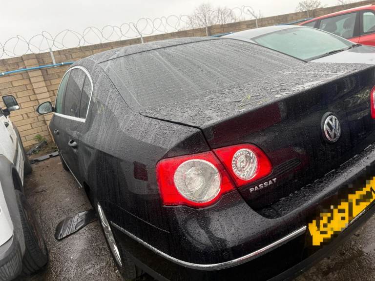 Breaking spare parts vw passat b7 black