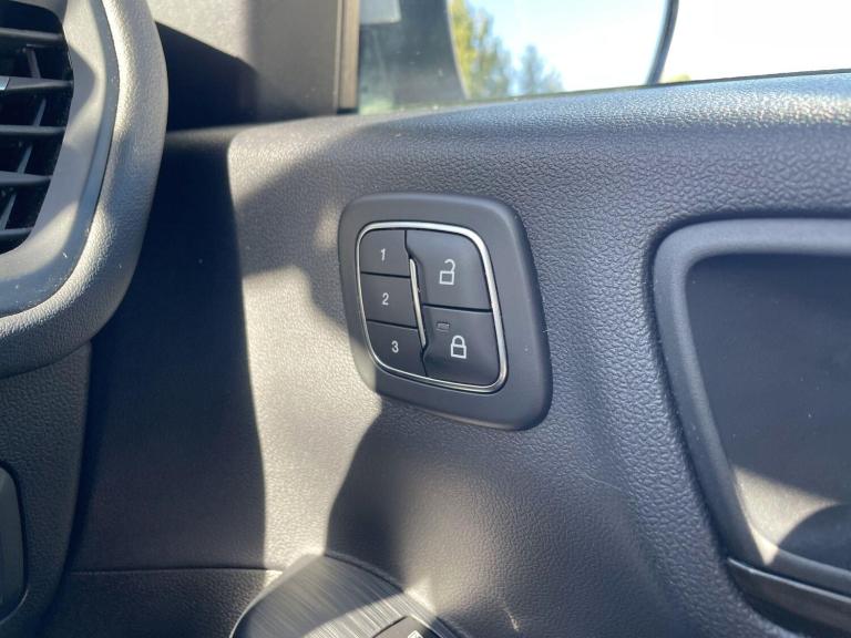 2023 Ford Kuga Kuga Vignale 5 door 1.5L EcoBoost 150PS FWD 6 Speed Manual HATCHBACK Petrol Manual