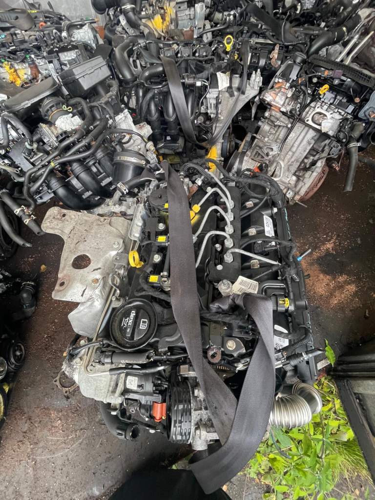 Vauxhall 1.6 CDTI 16v engine code B16DTH with 57000 miles (for breaking)