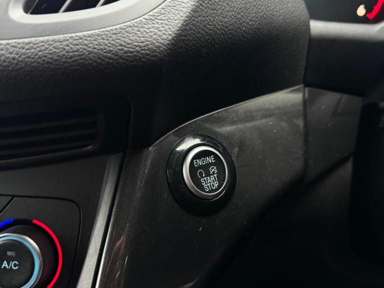 2017 Ford Kuga 2.0 TDCi Titanium Euro 6 (s/s) 5dr HATCHBACK Diesel Manual