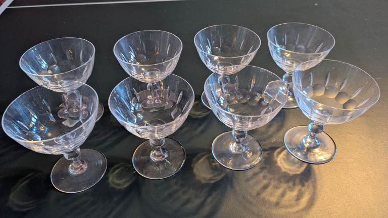Vintage set of champagne glasses (8)