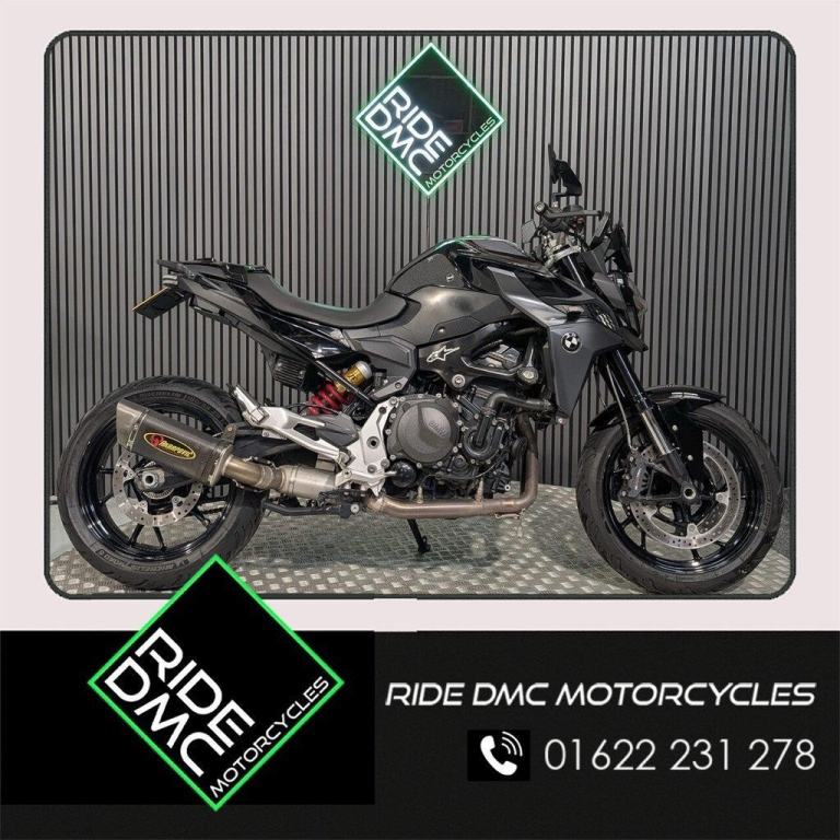 BMW F 900 R 2025 - FULL AKRAPOVIC EXHAUST - AP LEVERS - LOVELY BIKE.
