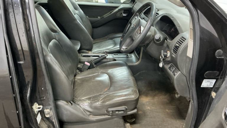 2008 Nissan Navara Double Cab Pick Up Aventura 2.5dCi 169 4WD Auto PICK UP Diesel Automatic