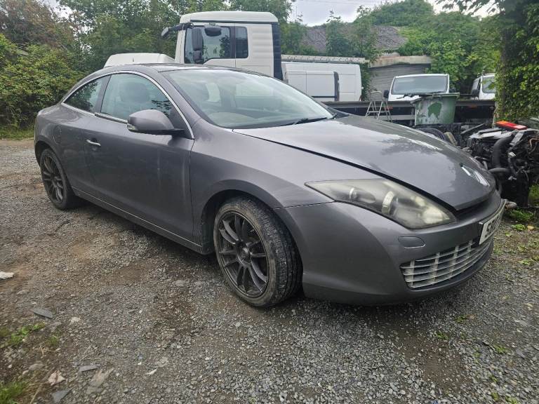 2010 renault laguna 2.0 dci coupe breaking
