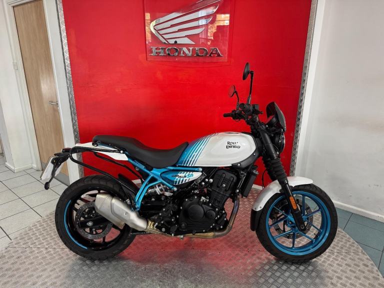 2025 '25' Royal Enfield Guerrilla 450