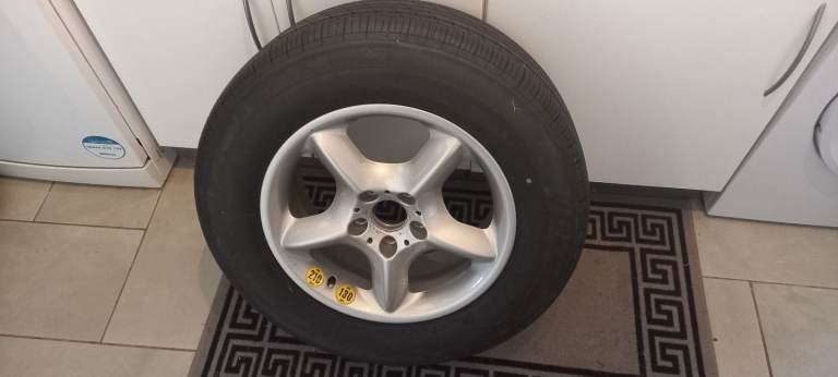 BMW -E53-WHEEL&TYRE-235/65, R17.