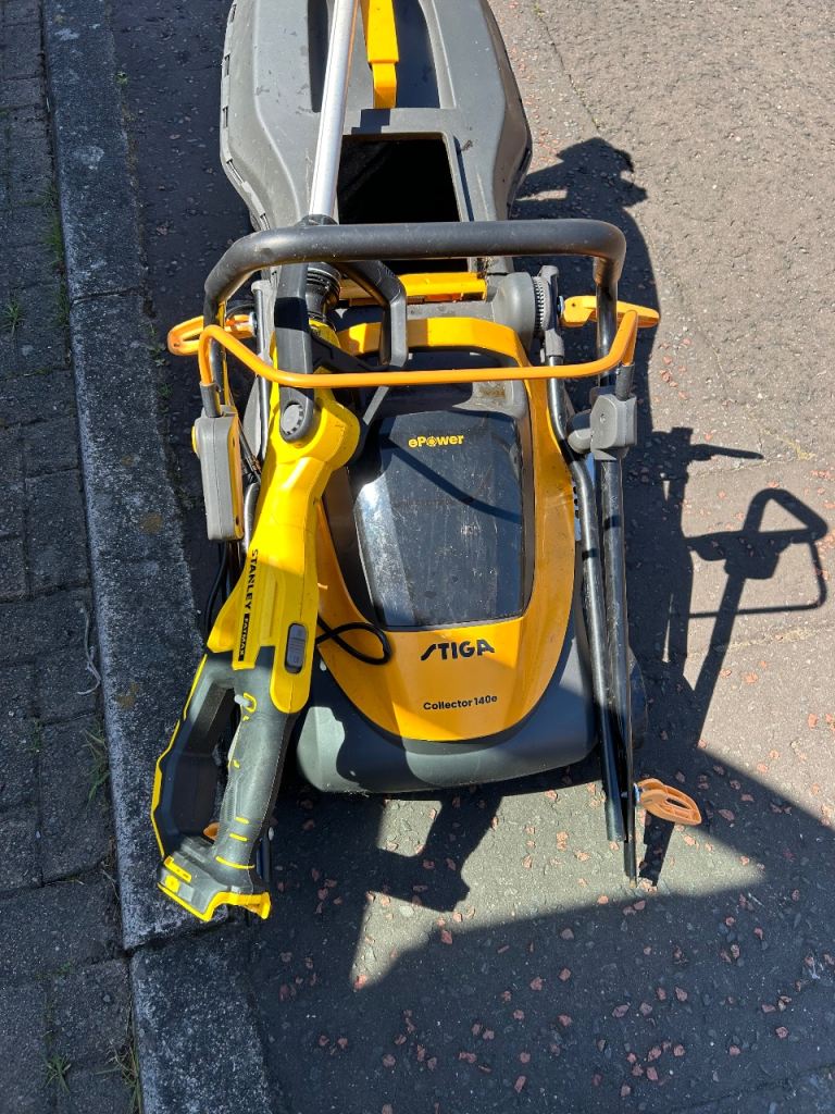 Stanley fat max strimmer and electric lawnmower for sale 