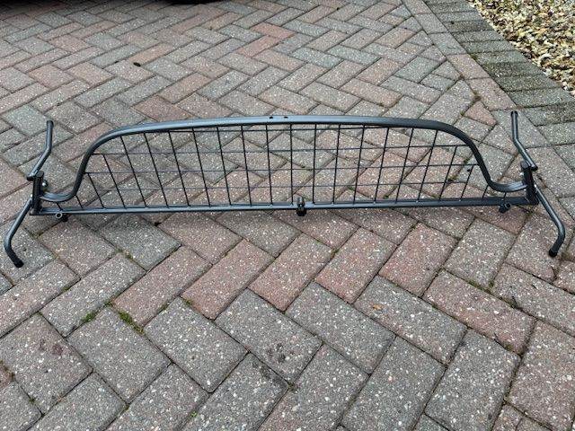 Travall bespoke Audi B8.5 dog guard and gate