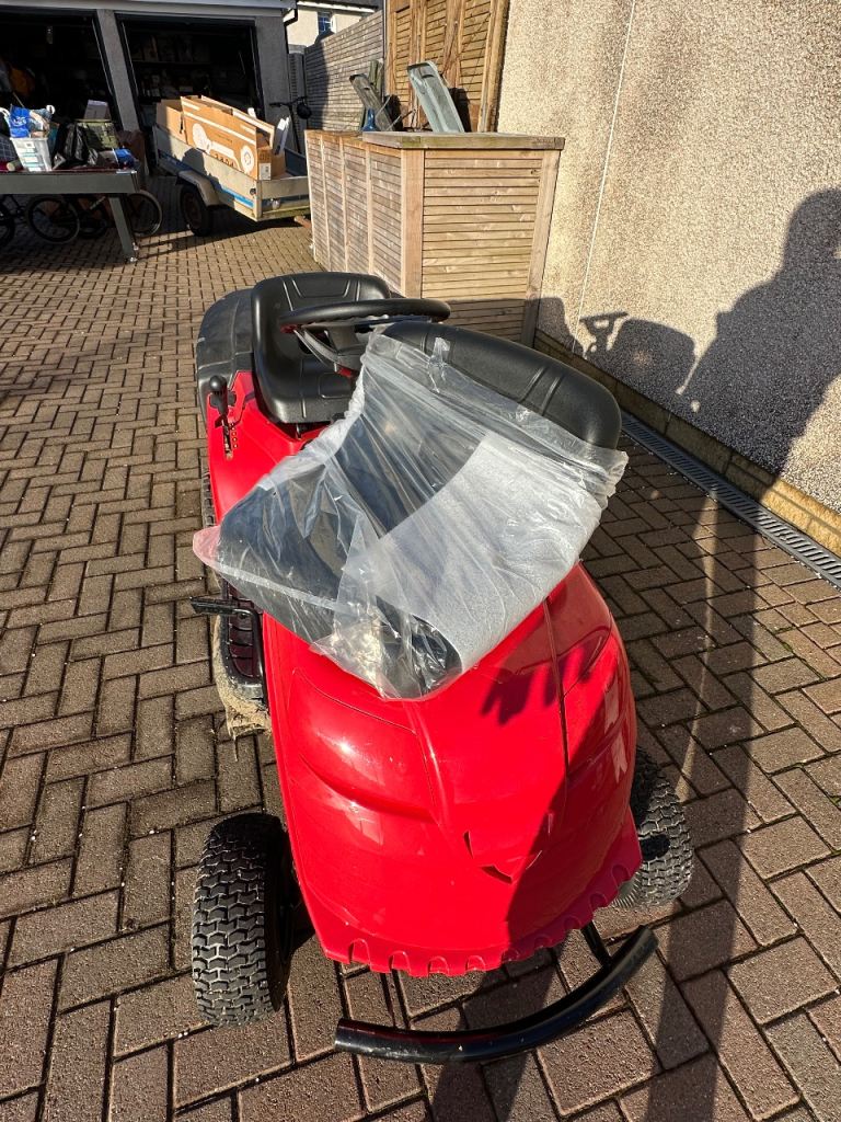 Lawn tractor seat (STIGA). New 