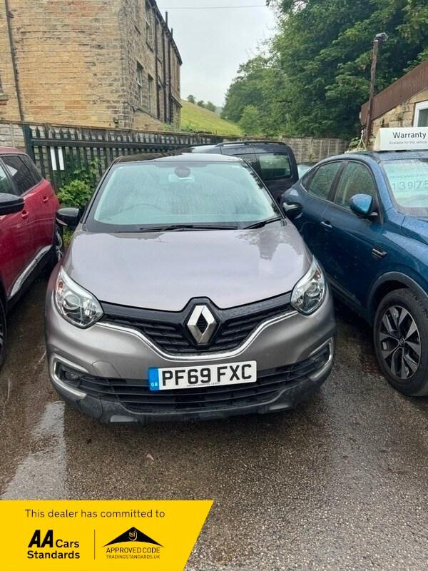 Renault Captur ICONIC 1.3 TCE 5dr AUTO, 2 OWNERS, 46,484 MILES, FULL HISTORY, GR