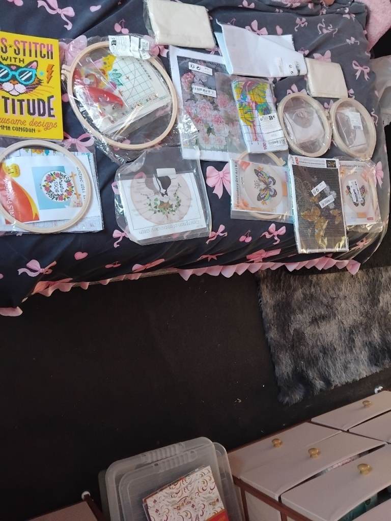 Cross Stitching Kits 