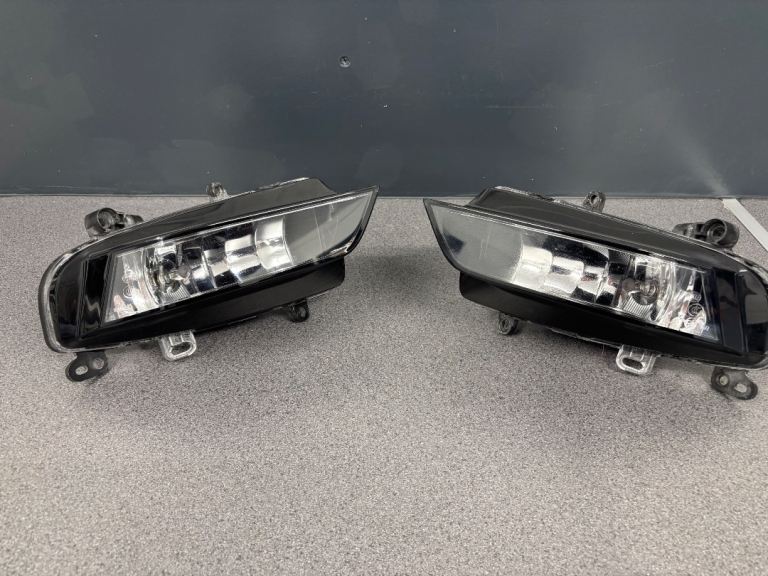 2016 AUDI A1 SPOT LIGHTS 