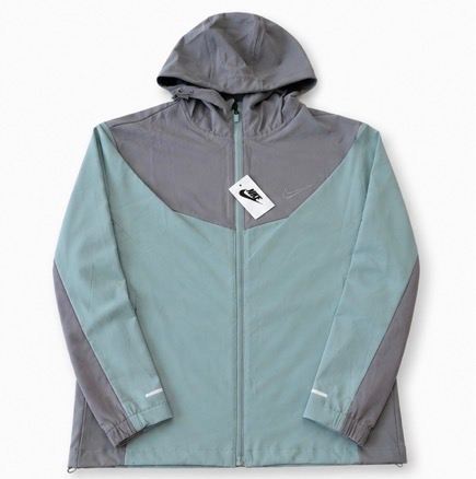 Nike men’s 2 piece tracksuit 