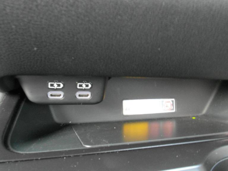 2024 Lexus UX 300e 72.8kWh Takumi SUV 5dr Electric Auto (204 ps) ESTATE Electric Automatic