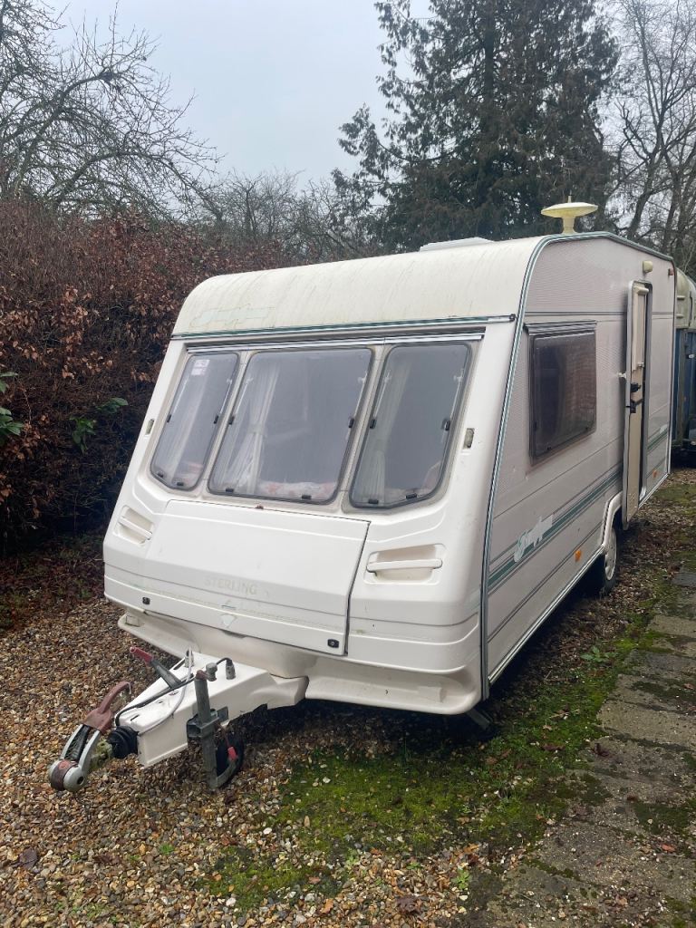 Sterling 2 Berth 1996 Caravan End Bathroom Separate Shower & Toilet Good Condition For Year
