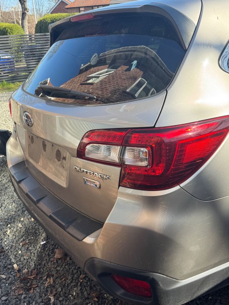 Subaru outback breaking 