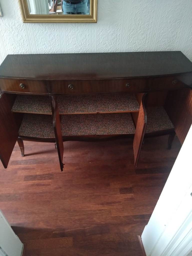 Sideboard 
