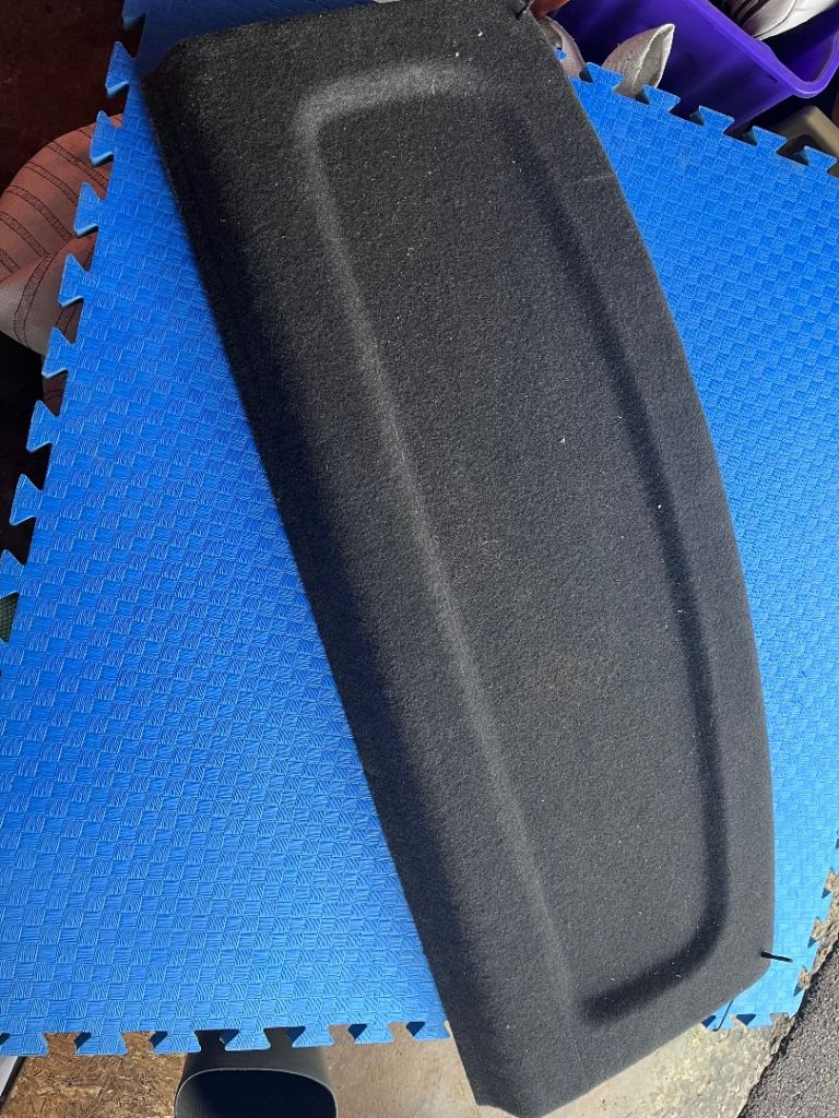 VW GOLF mk5 Parcel Shelf Load Cover