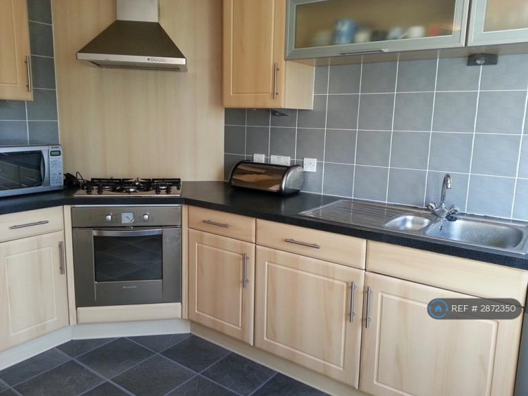2 bedroom flat in Bothwell Road, Aberdeen, AB24 (2 bed) (#2872350)
