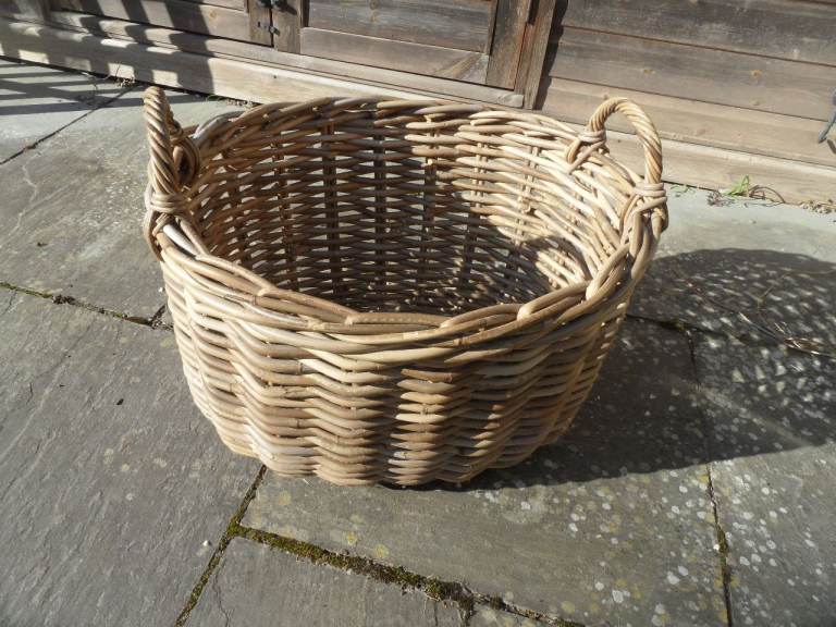 Substantial Log basket