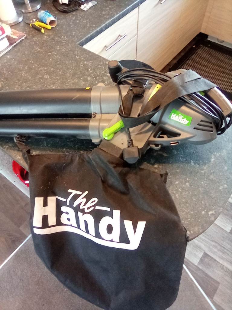 The Handy Electric Leaf Blower/Vacuum – Good Condition