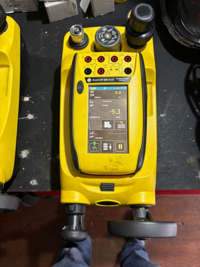 Various calibration equipment 