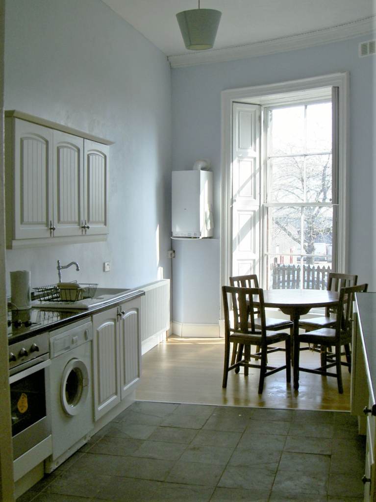 3 Bed flat near Dundee West End, University, and Technopole