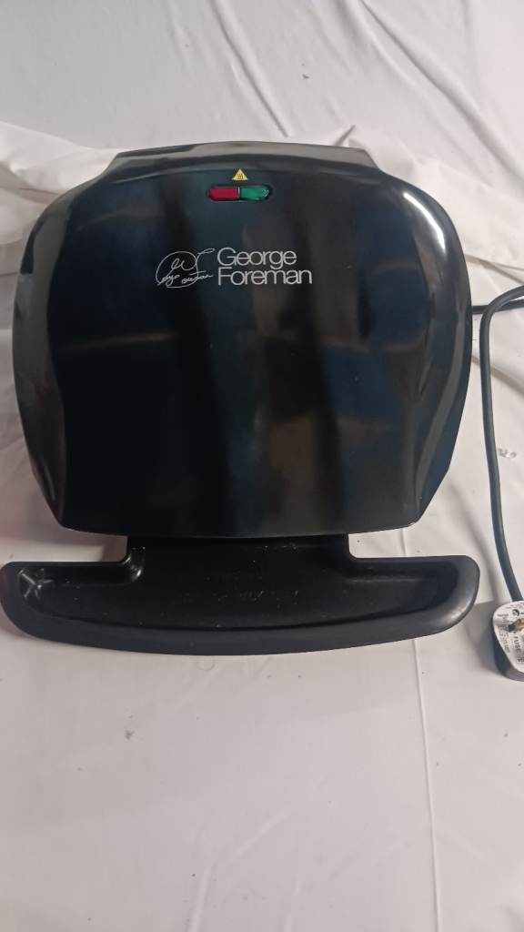 GEORGE FOREMAN GRILL 