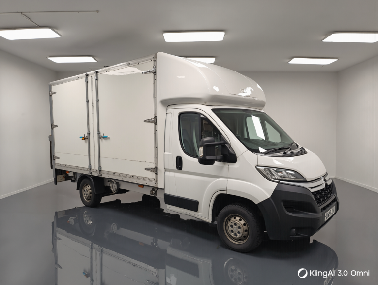 Luton van side door taillift 